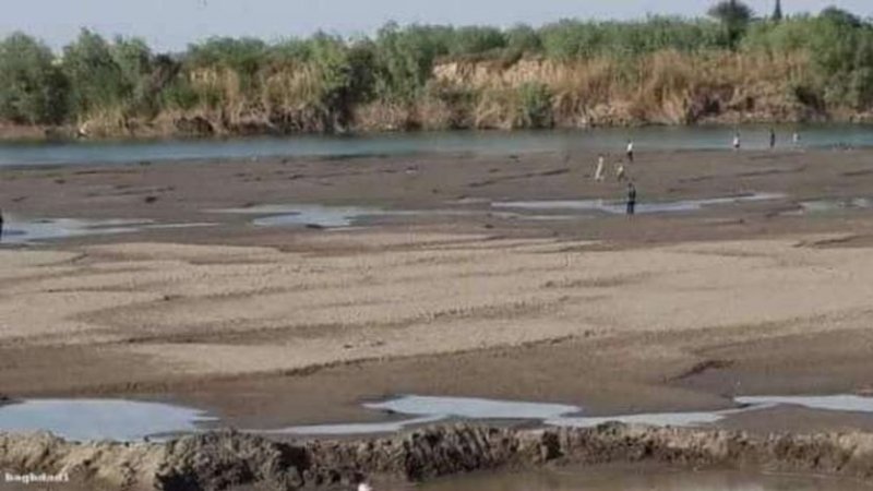 العراق: انخفاض إيرادات مياه الفرات من 500 الى 200 م3 في الثانية.