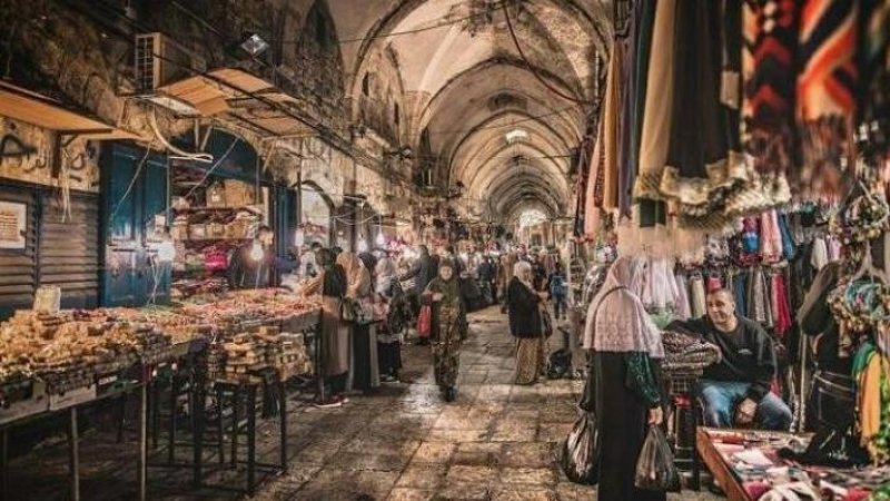 أسعار فلسطين : لحم الغنم ب 68 دينار، الدجاج ب12 ، القرع ب5 د والليمون ب2،5 د وأعلاها في القدس وغزة