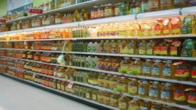 مطالب بتحسين الأوضاع المعيشية لعمال المساحات التجارية الكبرى