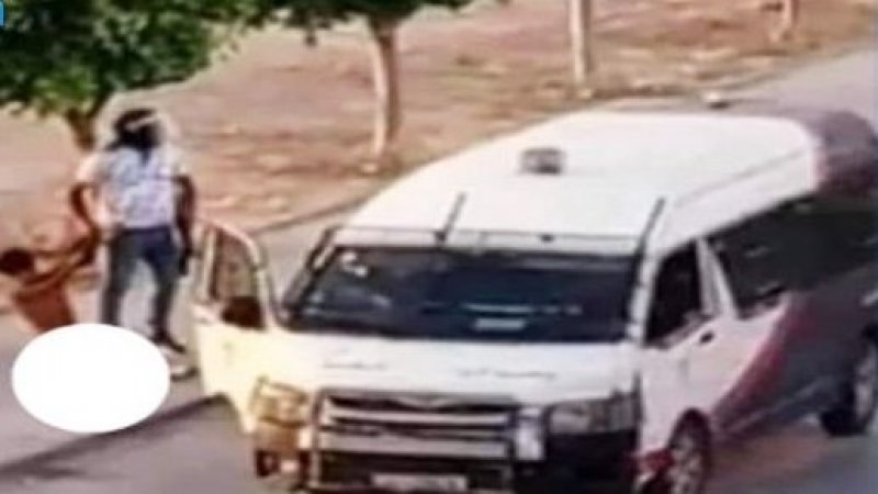 سيدي حسين على صفيح ساخن. اتهام امني بقتل شاب بواسطة "حديد"وسحل شابا اخر وهو عاريا