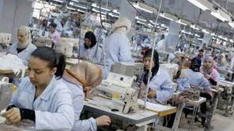 نقابيون من قطاع النسيج يؤكدون: اغلب المؤسسات لا تحترم شروط الصحة والسلامة المهنية