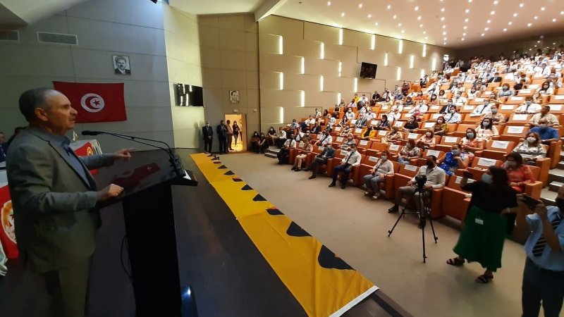 تجمع عام ناجح في التجاري بنك دفاعا عن تعديل الأجور في البنوك والمؤسسات المالية والتأمينات