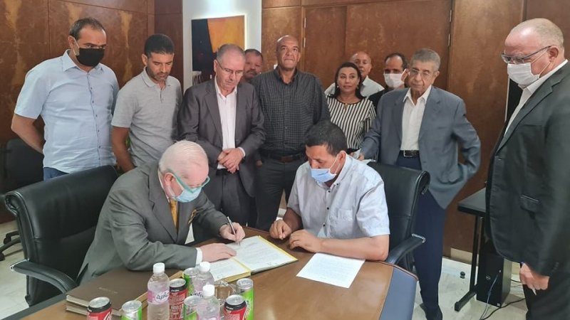 تفاصيل الزيادات في أجور العاملين في شركات المشروبات الكحولية