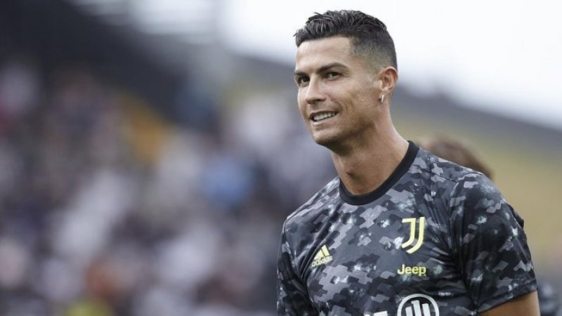 العودة إلى مانشستر: ساحة "حمراء" بانتظار رونالدو؟