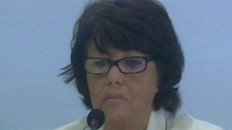 الأستاذة والمناضلة زينب بن سعيد الشارني: قيس سعيد و تحديات السياسة فيما بين المسك بقوة إرادة الشعب وتجانس العلاقة بين الوسائل والغاية