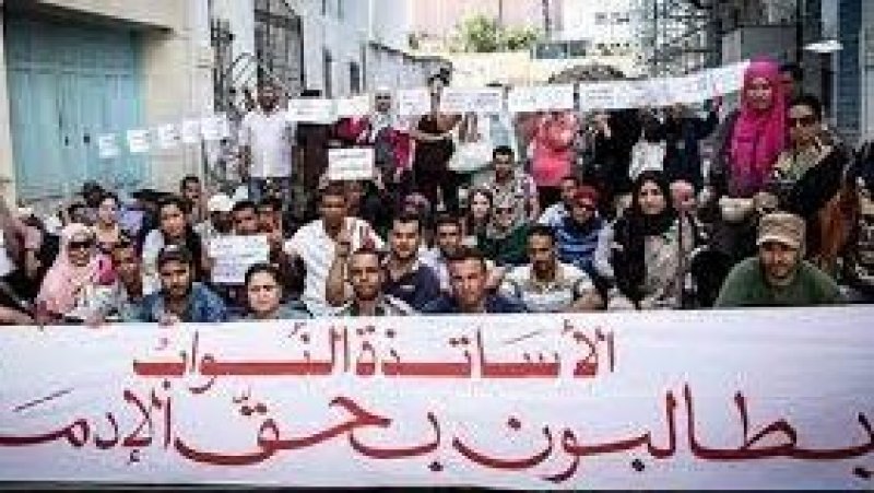 الفرع الجامعي للتعليم الثانوي بسليانة يدعو الى التراجع عن قرار رفض انتداب الف نائب