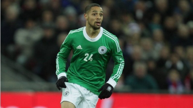 نجم منتخب المانيا السابق يعلن اعتزاله