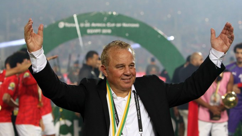 شوقي غريب على رأس الجهاز الفني لمنتخب مصر الاولمبي