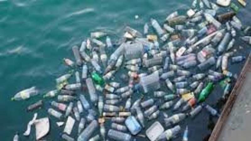 مصر هي أكبر مصدر لتسرب البلاستيك في البحر الأبيض المتوسط، بواقع 250 ألف طن سنويًا