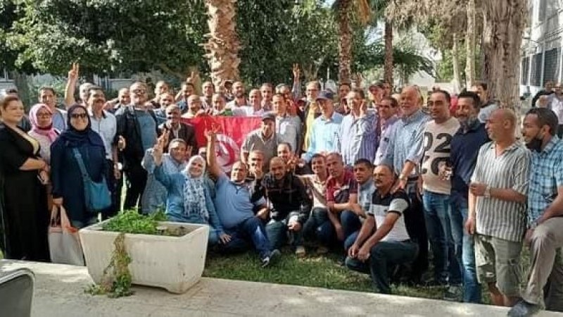 عملة التربية بنابل ....تجمع مركزي احتجاجا على سلطة الإشراف والمندوبية الجهوية
