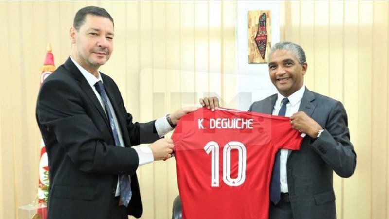 وزير الشباب والرياضة يستقبل الهيئة المديرة للنجم الرياضي الساحلي