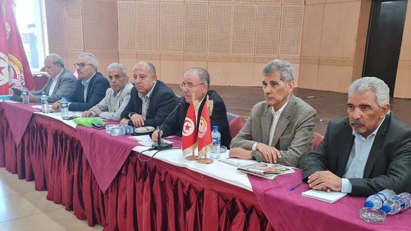 الأخ الأمين العام في افتتاح المكتب التنفيذي الموسع : تحية لجهة صفاقس المناضلة ، و قريبا لقاء بين الحكومة و المكتب التنفيذي الوطني