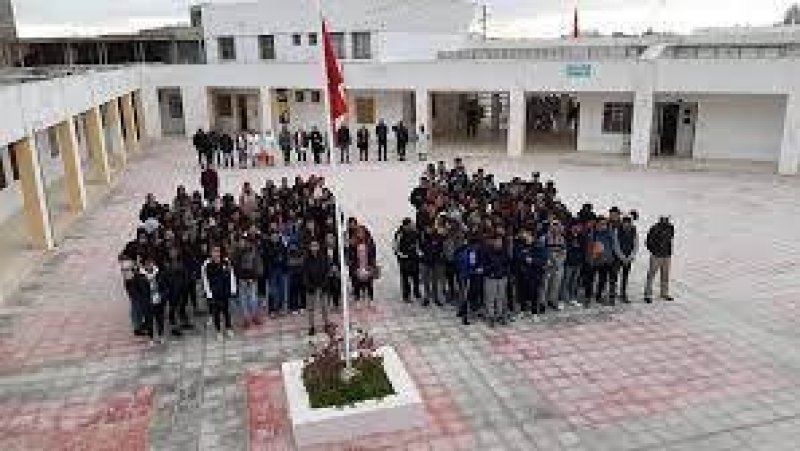 بداية من يوم الاثنين ..وقفات احتجاجية بكافة مؤسسات التعليم الاعدادي والثانوي بمنوبة