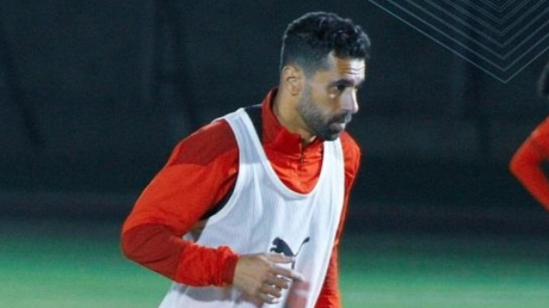 عبد الله السعيد يترك معسكر منتخب مصر