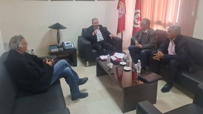 الأمين العام يستقبل حمة الهمامي