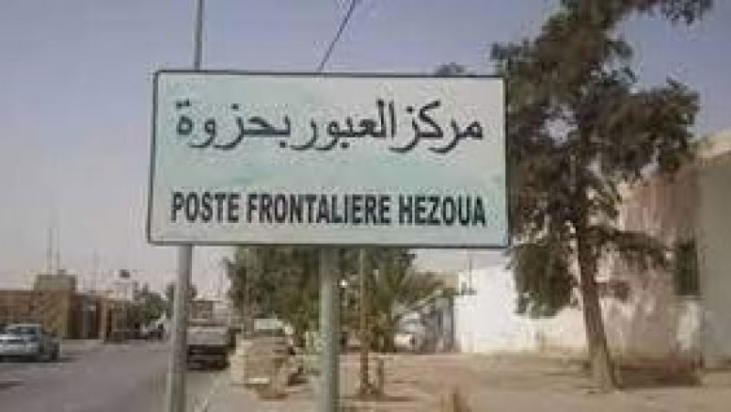 شرطة الحدود والأجانب تؤكد الاستئناف الجزئي لحركة المرور البرية بين تونس والجزائر على مستوى معبري حزوة بتوزر وملّولة بجندوبة