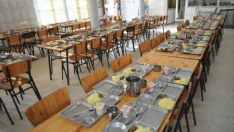 نفاد وجبات الإفطار في عدد من المطاعم الجامعية
