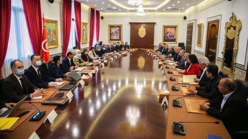 الامين العام.."تم الاتفاق مع الحكومة على مراجعة المنشور 20 واتمام المشروع الجديد لقانون الوظيفة العمومية والقطاع العام"
