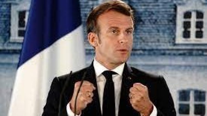 ماكرون كان الاكثر اقناعا في المنظرة الانتخابية التلفزية وتوقعات بفوزه بفارق 15 نقطة