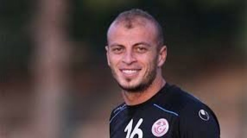 الرابطة تبرئ حارس النادي الصفاقسي محمد الهادي قعلول