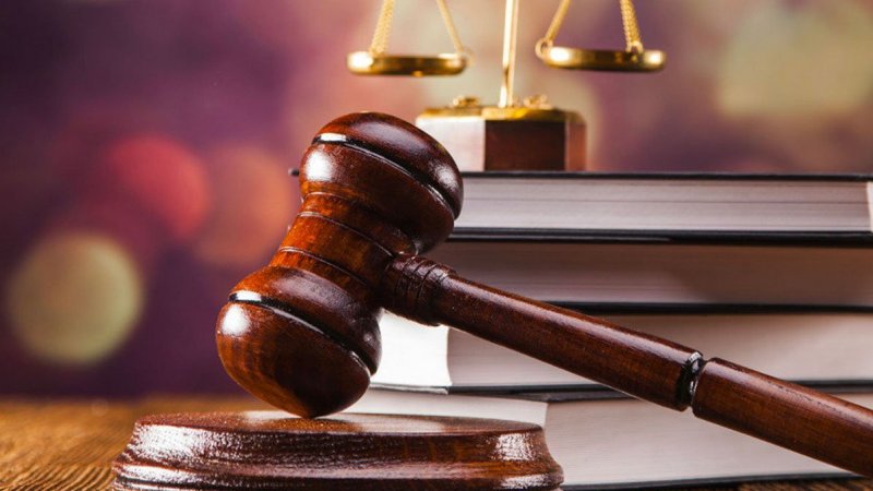 اقرار تعليق العمل في جميع المحاكم العدلية والادارية والمالية لمدة اسبوع