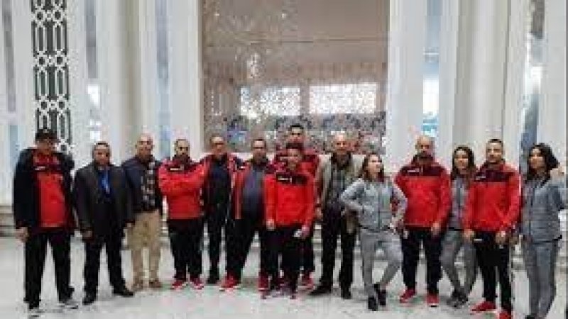 بعثة المنتخب الوطني لرفع الاثقال تشد الرحال الى الجزائر
