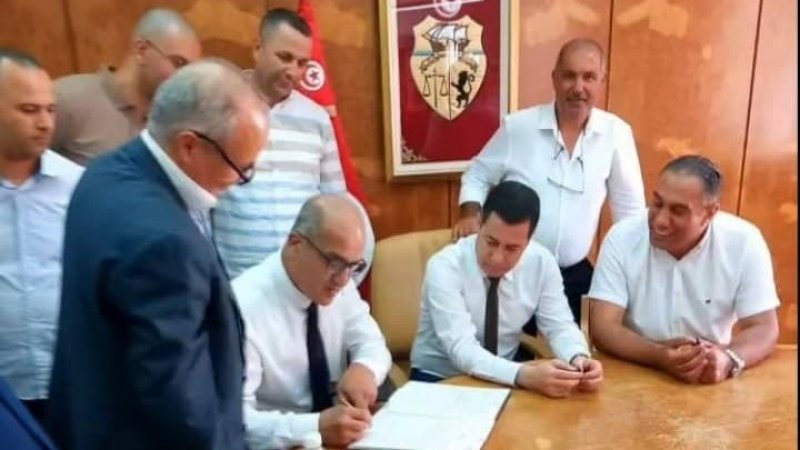 جلسة عمل تلغي الاضراب المقرر بشركة الملاحة الاسبوع القادم