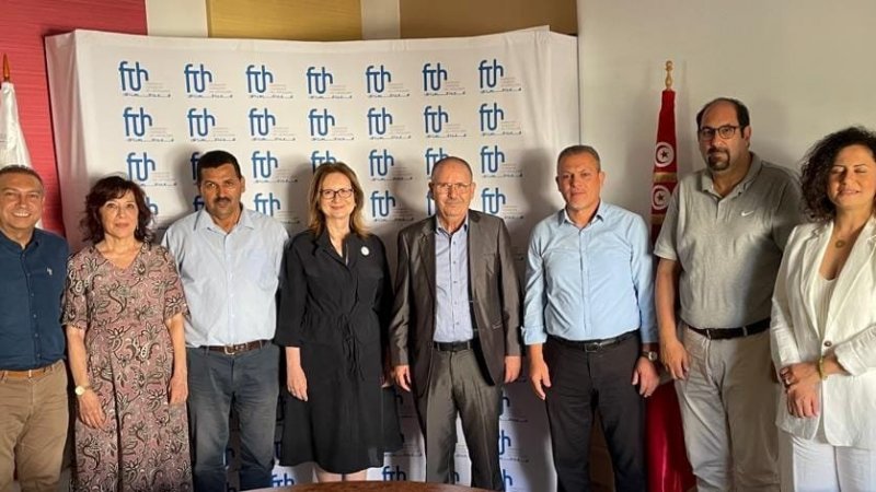 الاثنين المقبل الانطلاق في مفاوضات الزيادة في أجور عمال قطاع السياحة