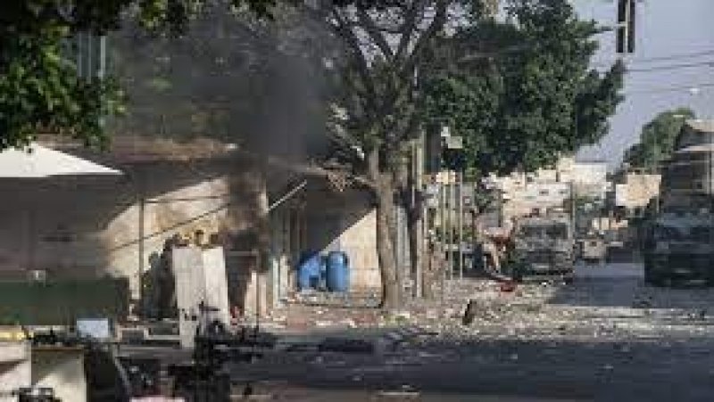 مقتل ثلاثة فلسطينيين بينهم قائد في كتائب الأقصى في عملية إسرائيلية في الصفة الغربية