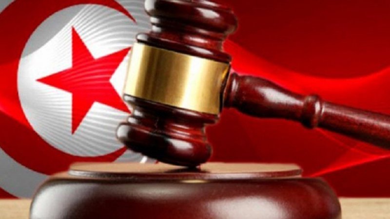 الاحتفاظ برئيس بلدية وأمين مال جمعية كرة القدم في زغوان
