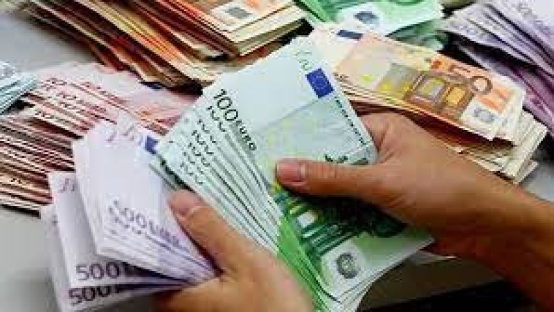 التونسيون بالخارج يساهمون بنسبة 4 بالمائة في الاستثمارات المصرح بها سنة 2021 والتعقيدات الادارية اهم الصعوبات التي تعترضهم