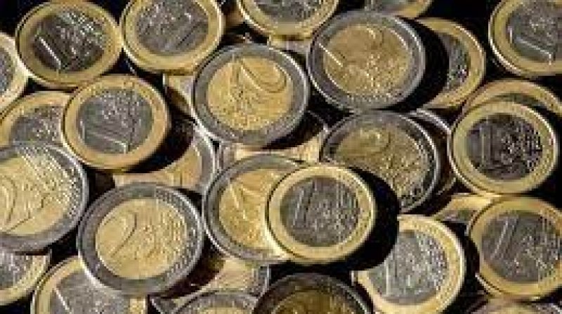 اليورو دون 0,99 دولار للمرة الأولى منذ عشرين عاما بعد وقف عمل نورد ستريم