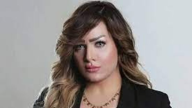 الاعدام شنقا لقاض مصري أدين بقتل زوجته الاعلامية
