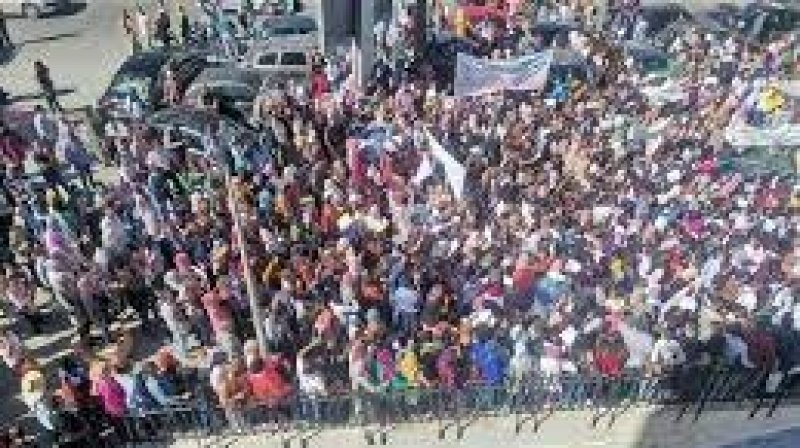 يوم غضب المعلمين النواب واحتقان بسبب التسويف