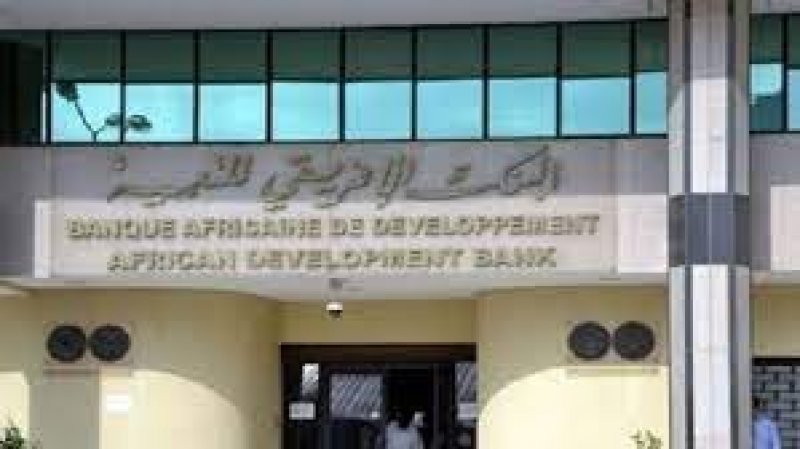 لتأمين التزود من الحبوب والاعلاف والحليب البنك الافريقي يمنح تونس 257 مليون دينار