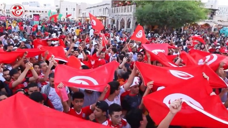 الجماهير التونسية تصنع الفرجة في الدوحة قبل 8 أيام من انطلاق المونديال