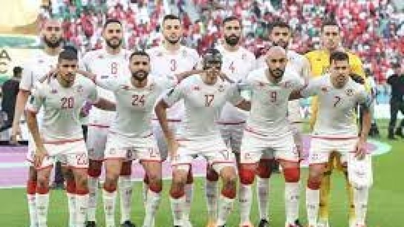 المنتخب الوطني يخوض مباراة فرنسا بالزي الأبيض