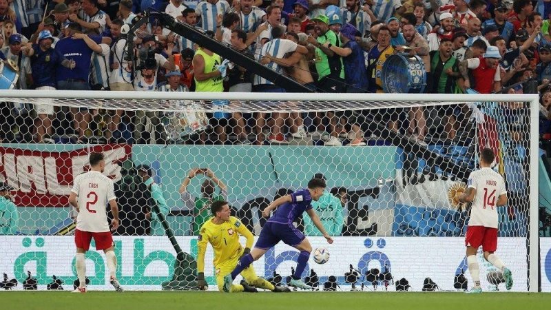 الأرجنتين تعبر بجدارة إلى ثمن نهائي كأس العالم قطر 2022