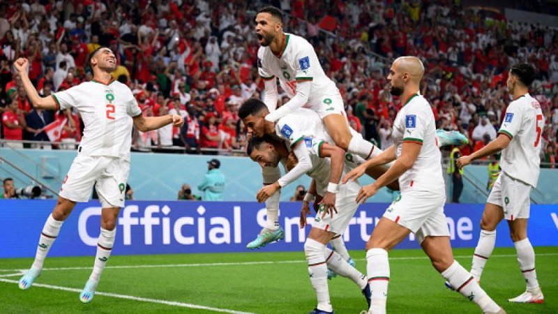 المغرب يحمل آمال العرب وسويسرا تهدّد برتغال رونالدو
