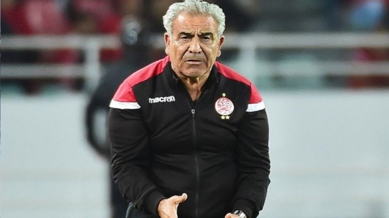 القطيعة بين مولودية الجزائر وفوزي البنزرتي