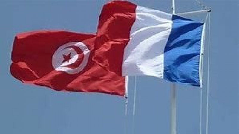 فرنسا تدعو السلطة إلى احترام الحريات في تونس