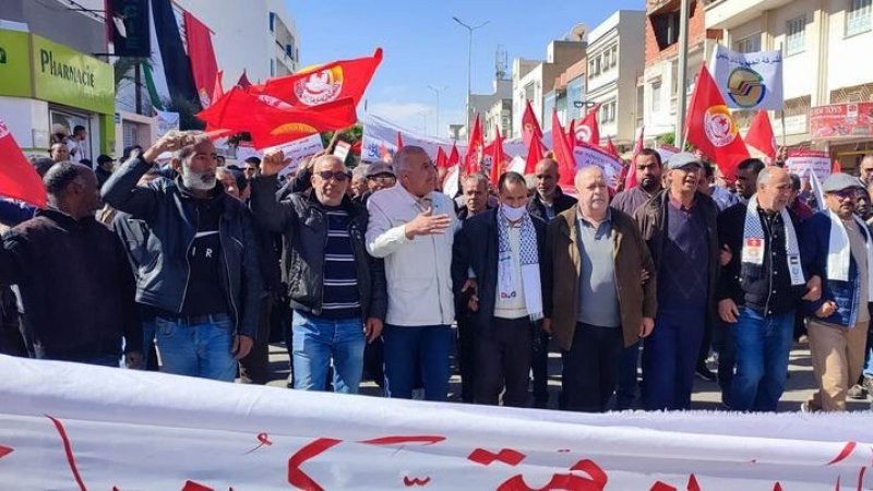 التونسيون جديرون بالديمقراطية وجديرون بأن ينتقدوا ويناقشوا سياسات حكامهم