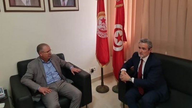 الأمين العام يستقبل السفير الإسباني بتونس