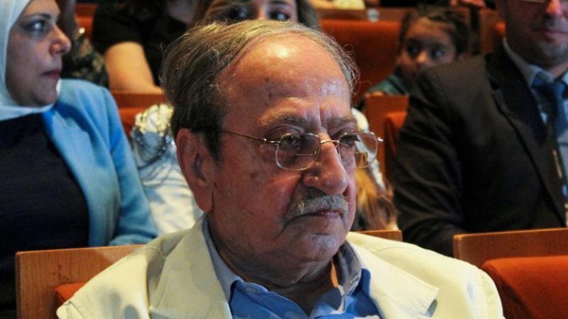 دريد لحام "حكيم" يداوي المجتمع السوري بعد الحرب