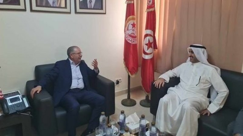 الأمين العام يستقبل في مكتبه السيد فائز المطيري المدير العام لمنظمة العمل العربية