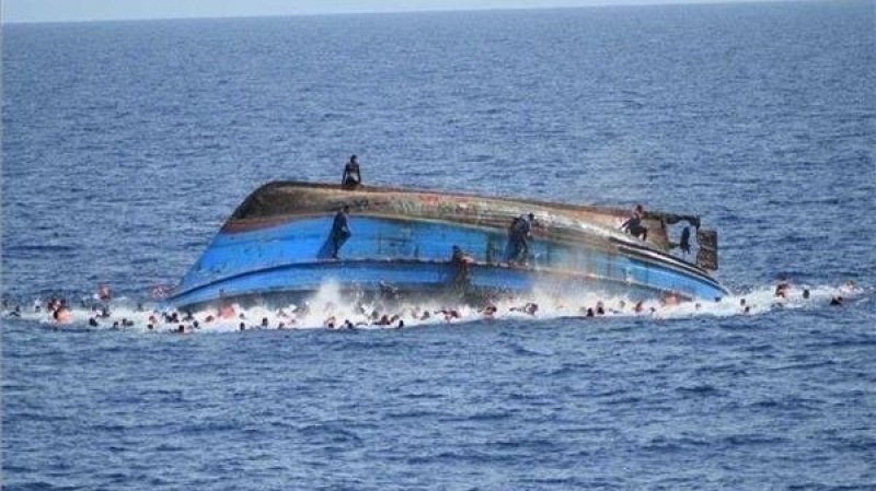 مقتل41 شخص في غرق سفينة مهاجرين قبالة جزيرة لامبيدوزا الإيطالية