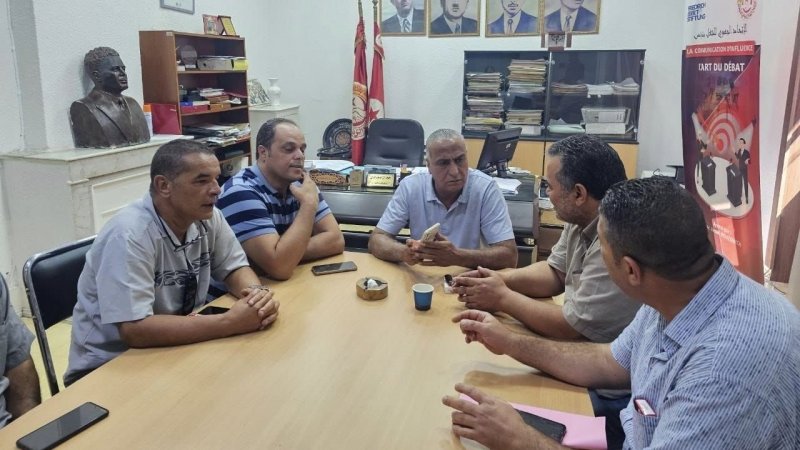 جلسة عمل جمعت الإتحاد الجهوي للشغل بتونس بأعضاء نقابات سنيب لابراس و الصحافة و الصباح