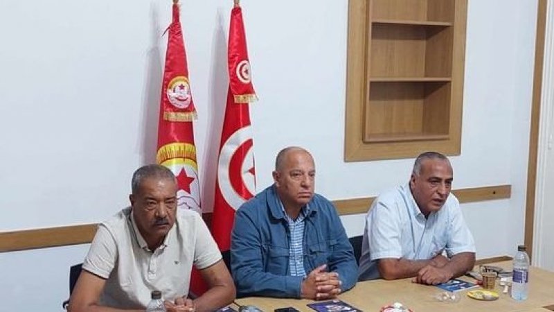 يوم دراسي للبلديين و تقديم الدليل النقابي البلدي