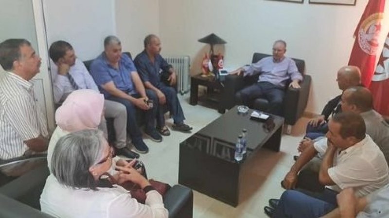 الأمين العام يستقبل أعضاء جامعة البريد