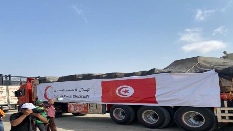 دخول المساعدات التونسية الى غزة عبر معبر رفح